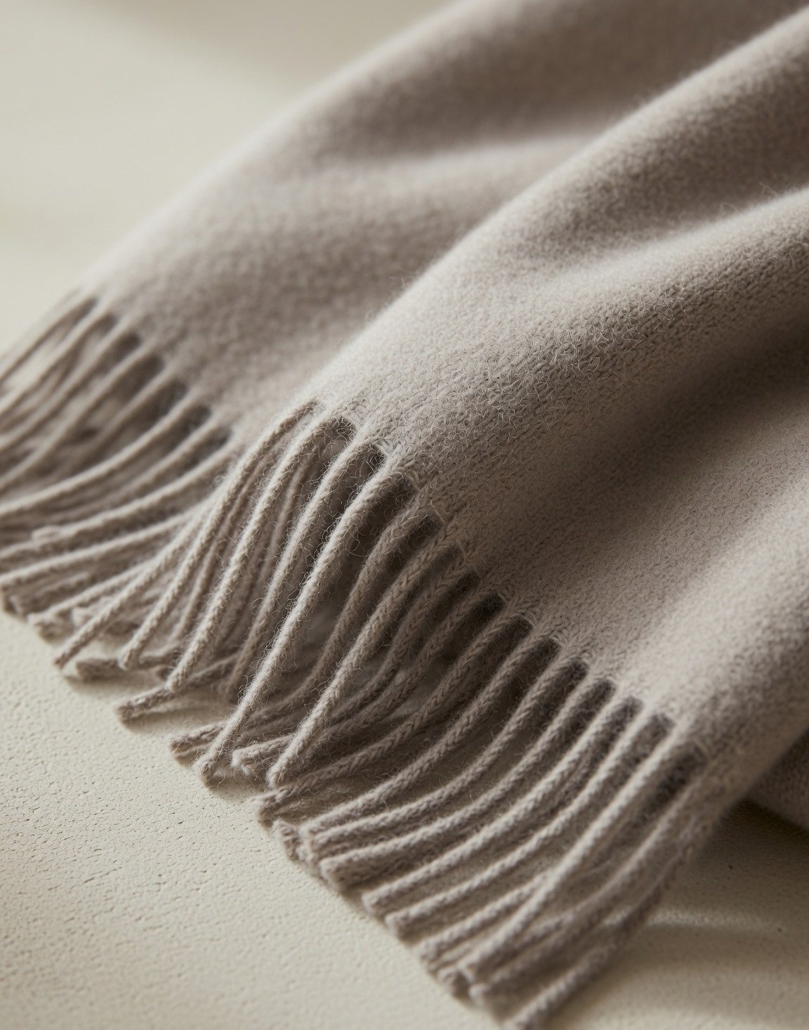 Cashmere throw blanket — view 4