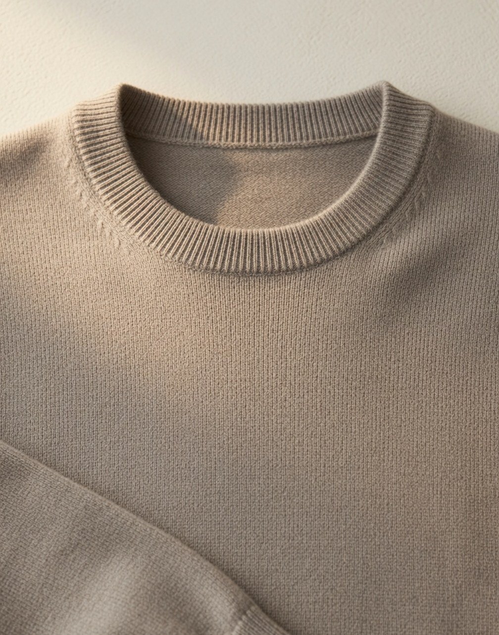 Fine-gauge merino crew neck — view 4